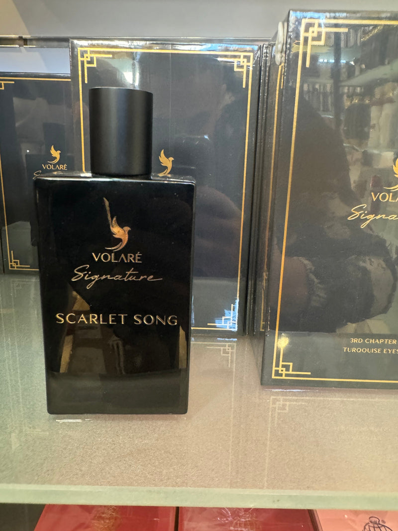 SCARLET SONG VOLARE SIGNATURE